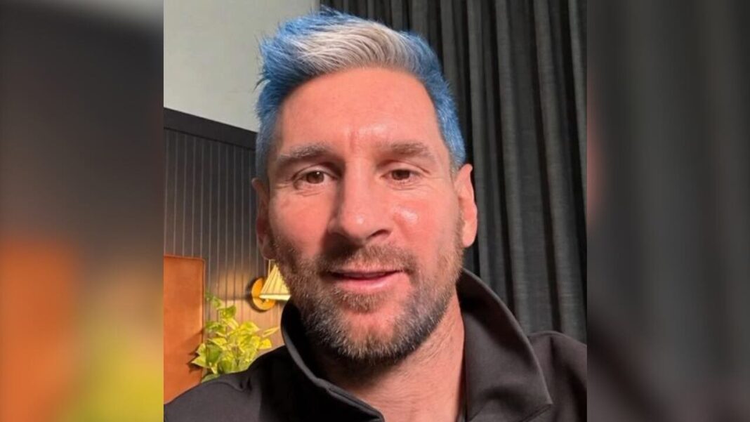 Lionel Messi con cabello de colores azul celeste y blanco generado por ChatGPT