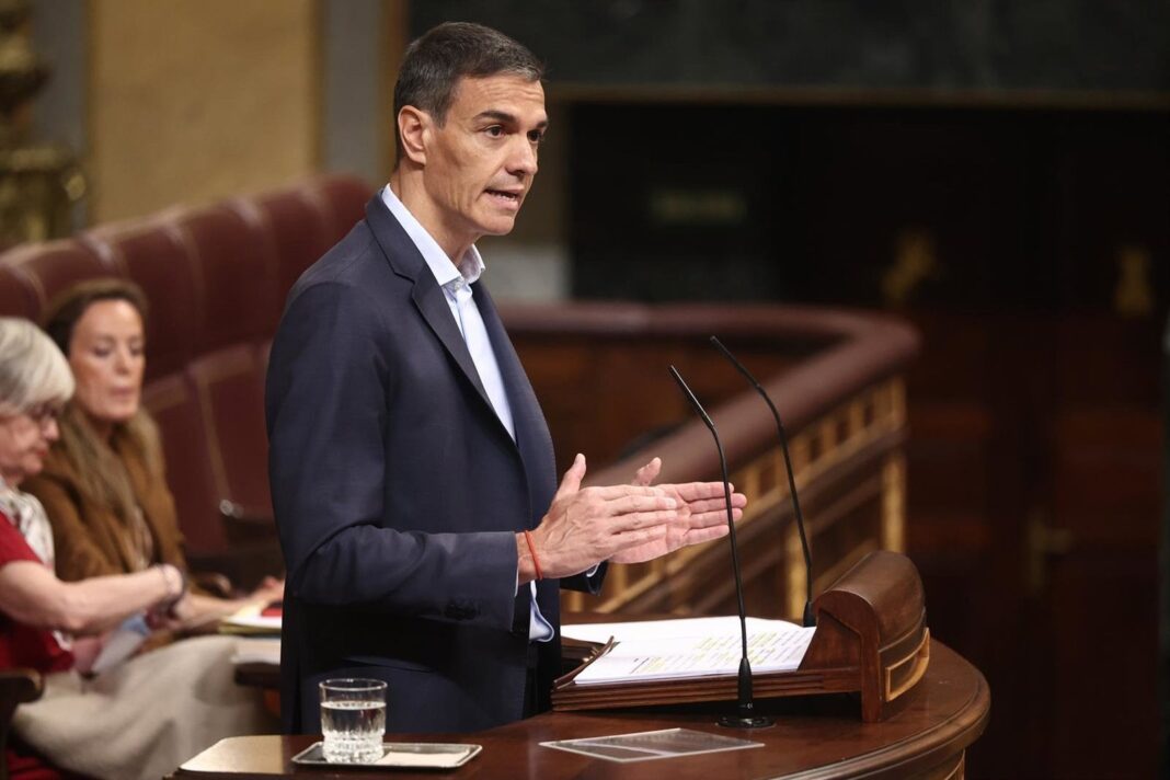 Pedro Sánchez en el Pleno del Congreso de los Diputados