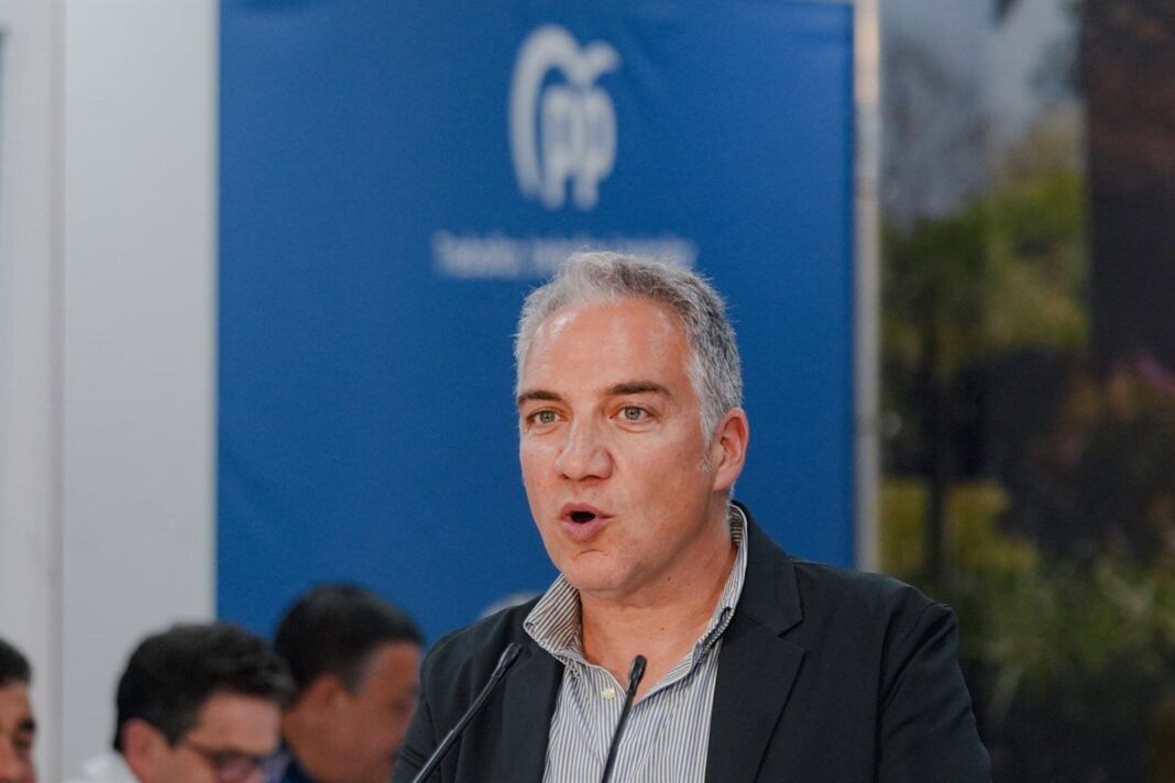 Elías Bendodo en una entrevista