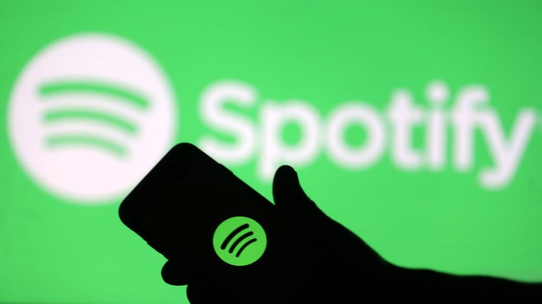Interfaz de Spotify mostrando opción de desactivar vídeos musicales