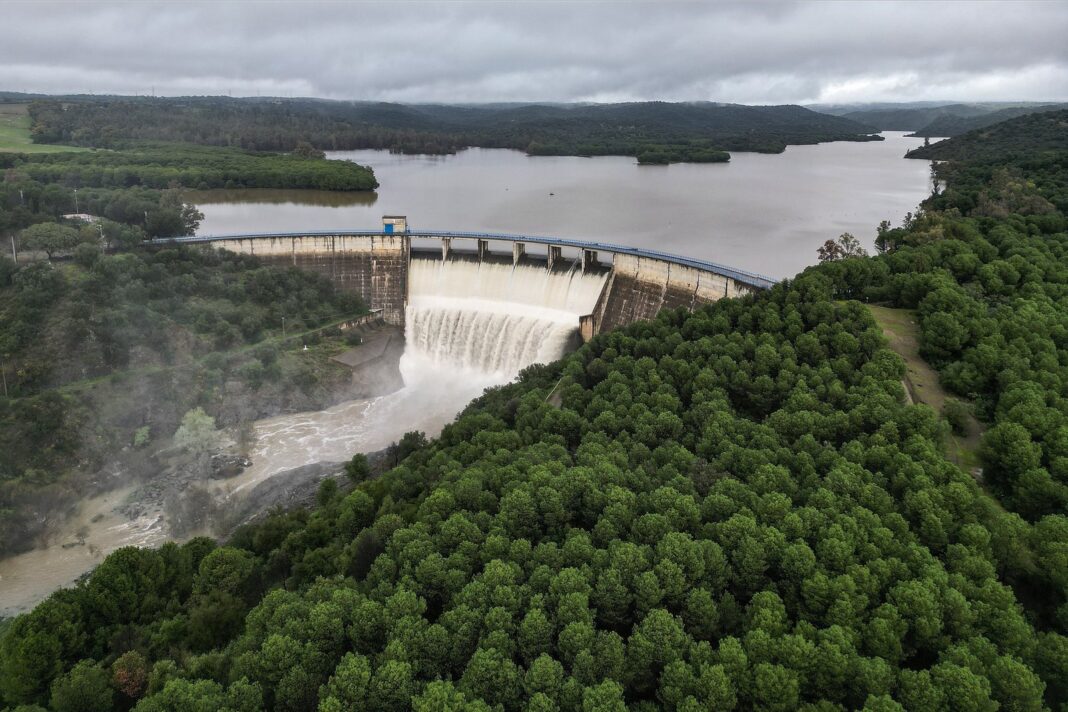 Gráfico o imagen representativa del nivel de agua en embalses de España