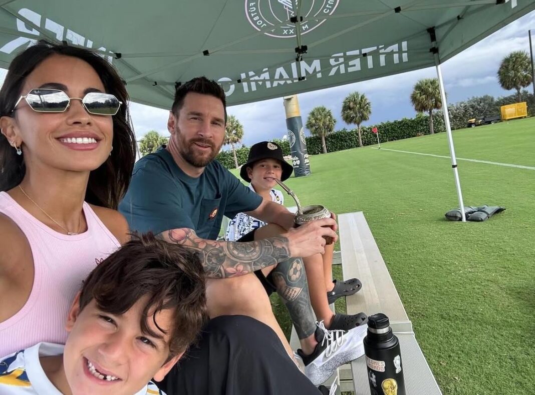 Fachada de la casa de Lionel Messi en Fort Lauderdale