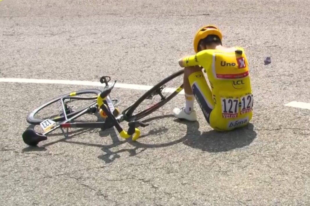 Torstein Traeen con maillot amarillo en el Tour de Francia