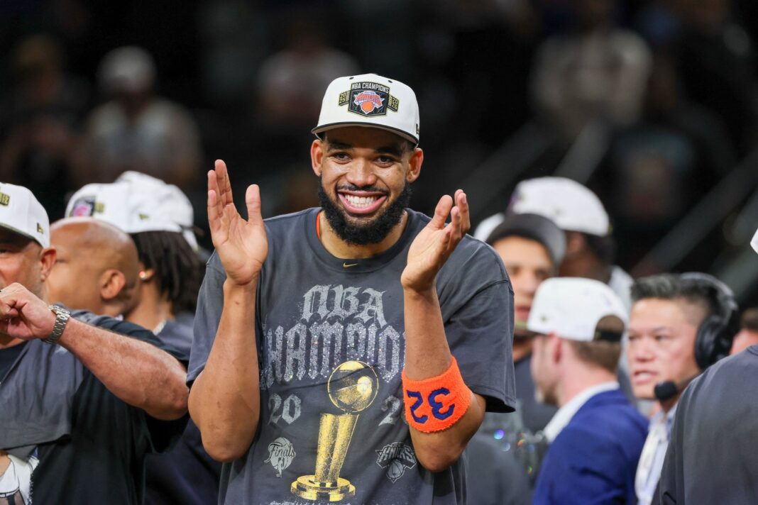 Karl-Anthony Towns con la camiseta de los New York Knicks