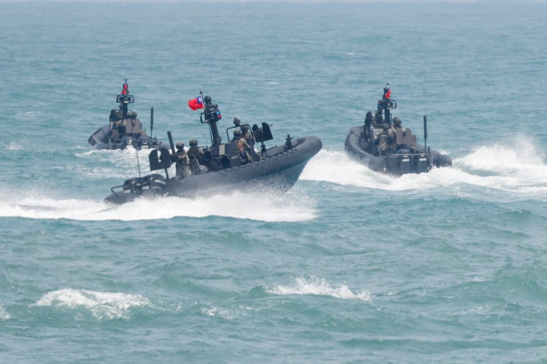 Simulacro militar de ataque costero en Taiwán