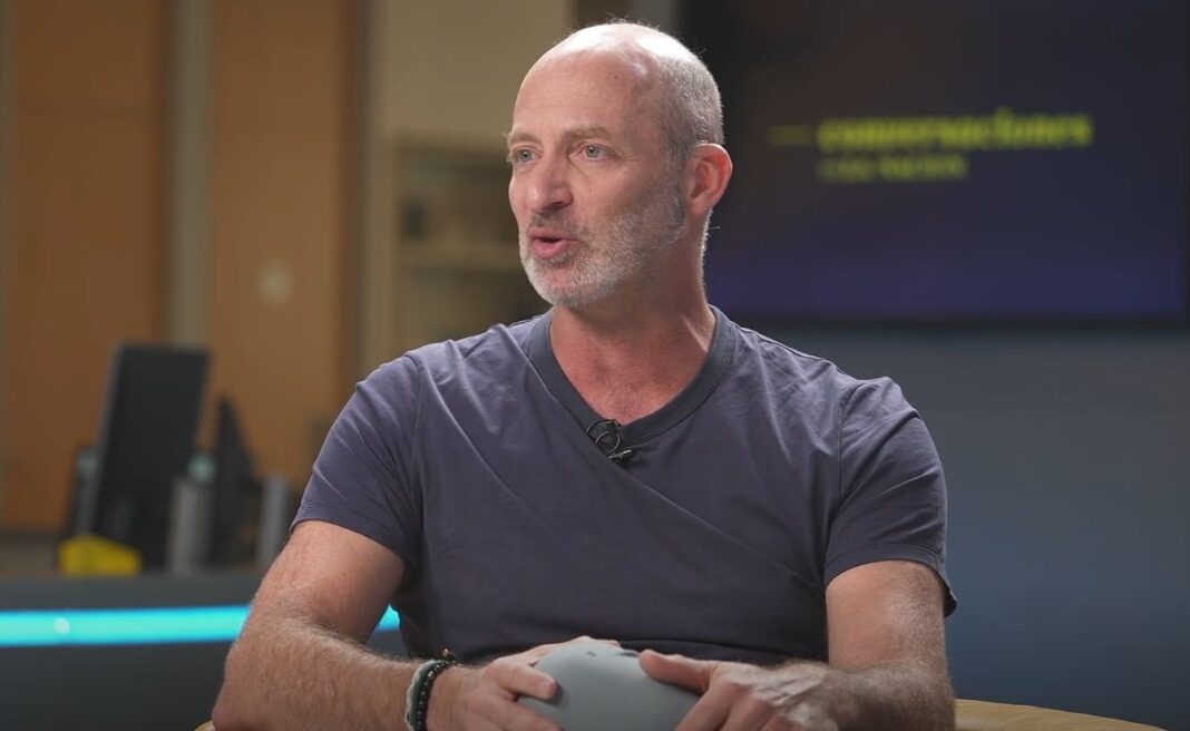 Estanislao Bachrach en entrevista