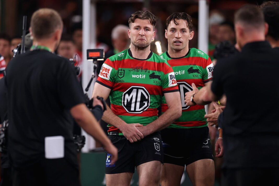 Jai Arrow en el campo de juego durante su partido número 100 con South Sydney