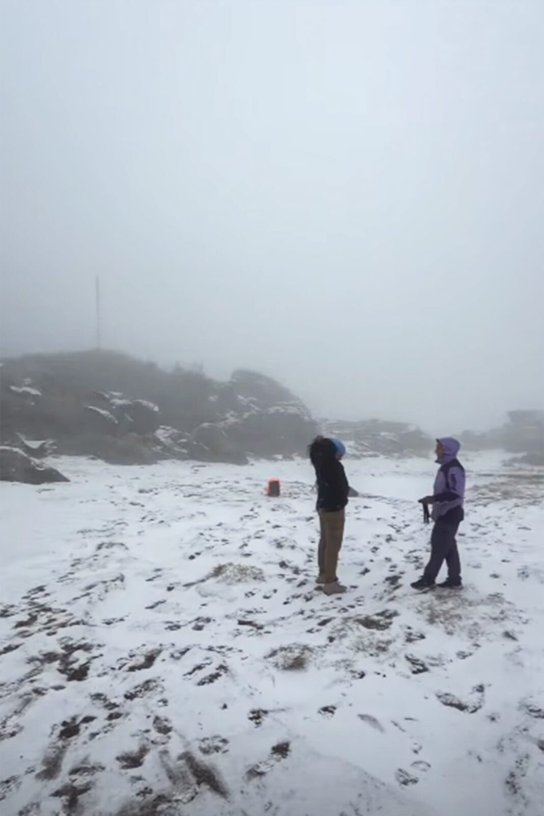 Paisaje nevado en La Cumbrecita durante el fin de semana de frío extremo