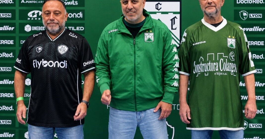 Socios de Ferro Carril Oeste votando en el Multideportivo 2 durante las elecciones presidenciales del 27 de septiembre de 2026.