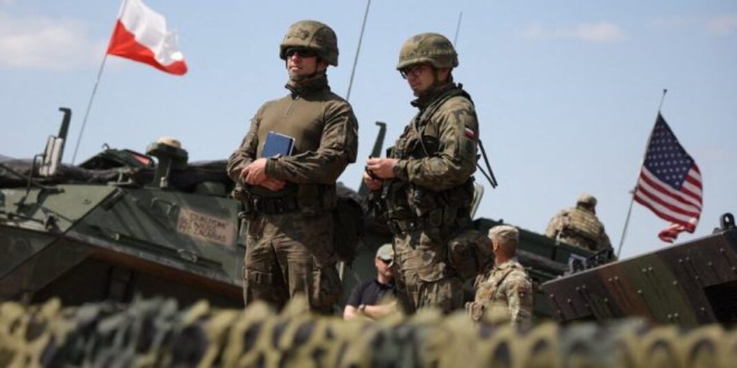 Soldados estadounidenses en una base militar en Polonia
