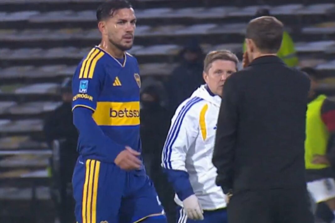 Leandro Paredes durante el partido entre Boca e Instituto