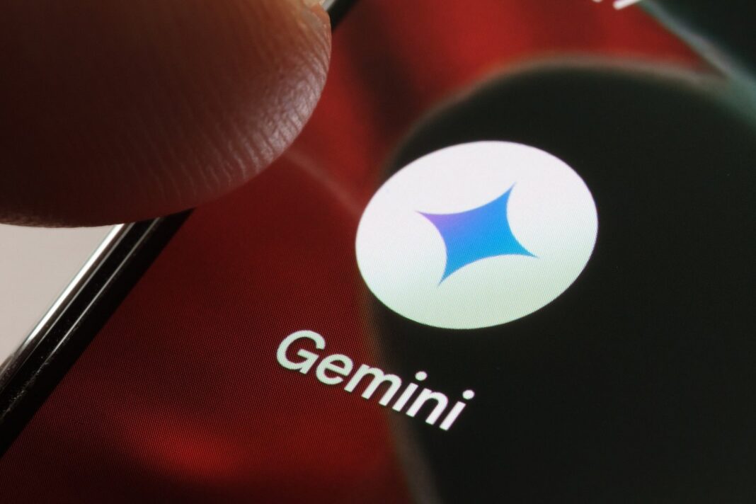 Logotipo de Google Gemini sobre un fondo tecnológico